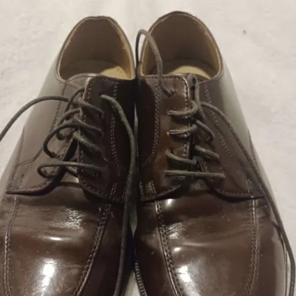 Shoes - Picture 5 of 15